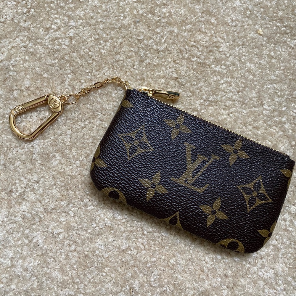 Key pouch